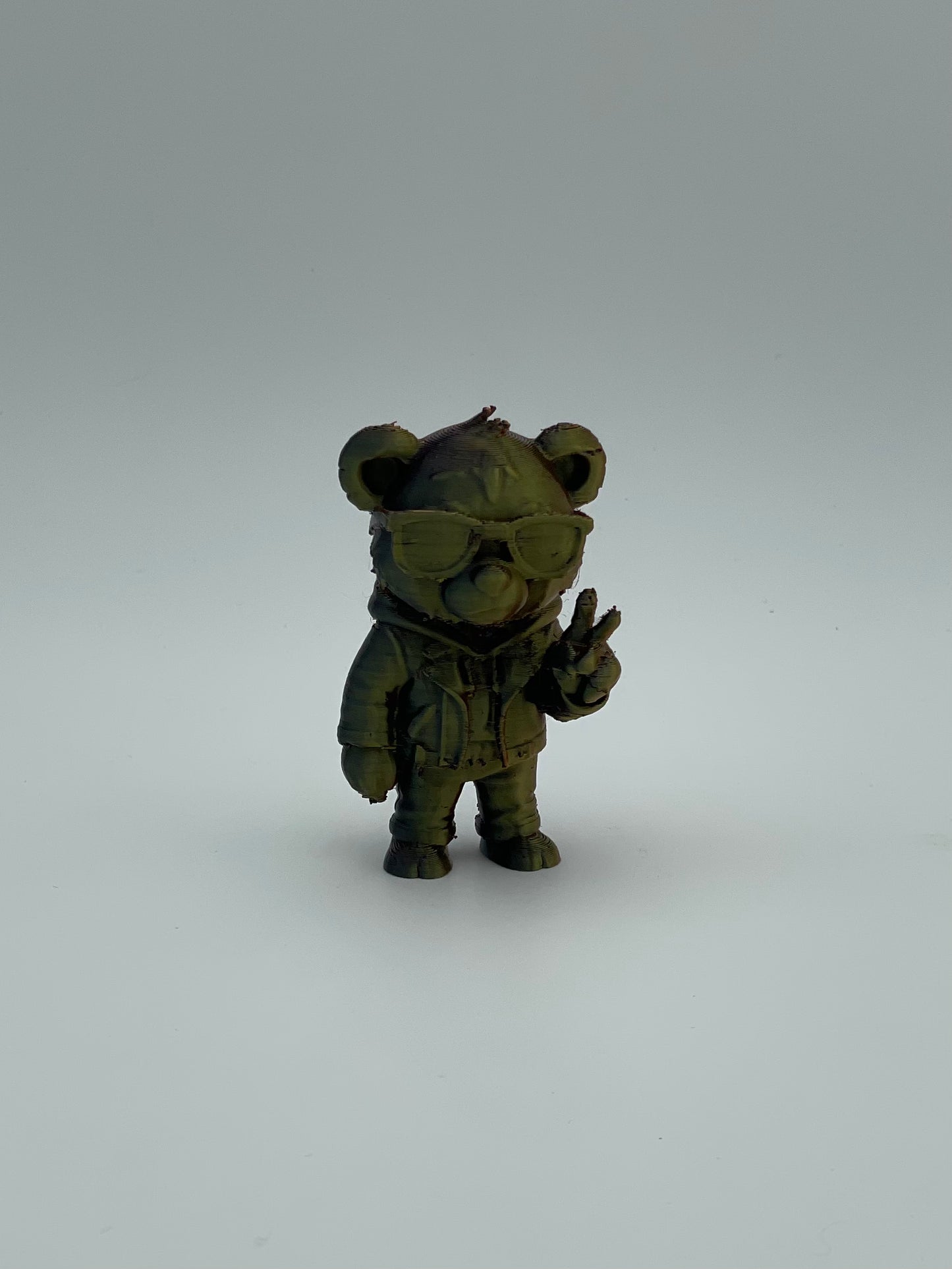 Cooler Bär – dekorative Figur