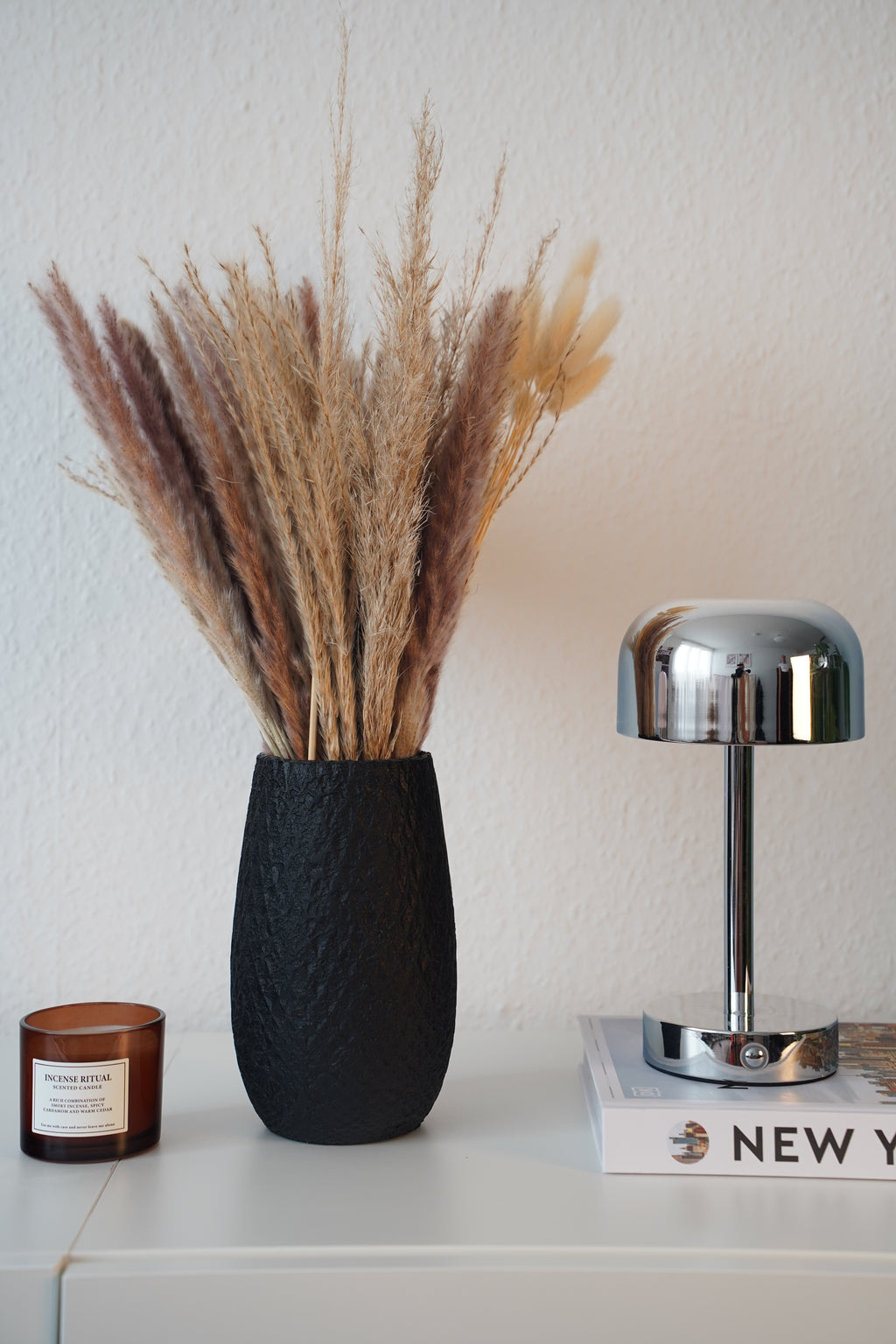Design Vase Sam in Tiefschwarz – handveredelte Interieur-Vase, Made in Germany